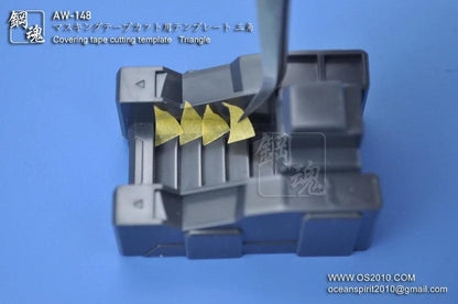 AW148 - Masking Tape Cutting Template Triangle [Madworks]