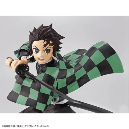 Tanjiro Kamado Demon Slayer: KIMETSU NO YAIBA - Plastic Model Kit