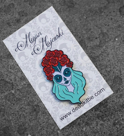 Muerta | Enamel Pin by Megz Majewski - Show Me What You Bot
