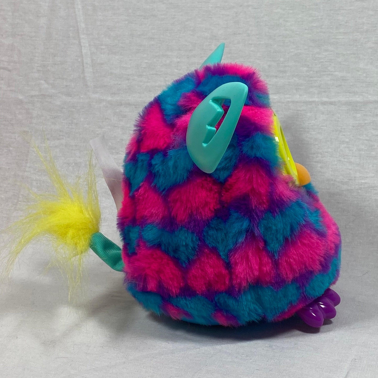 Furby BOOM! Neon Hearts | Pre-Loved Interactive Toy | Hasbro - Show Me What You Bot