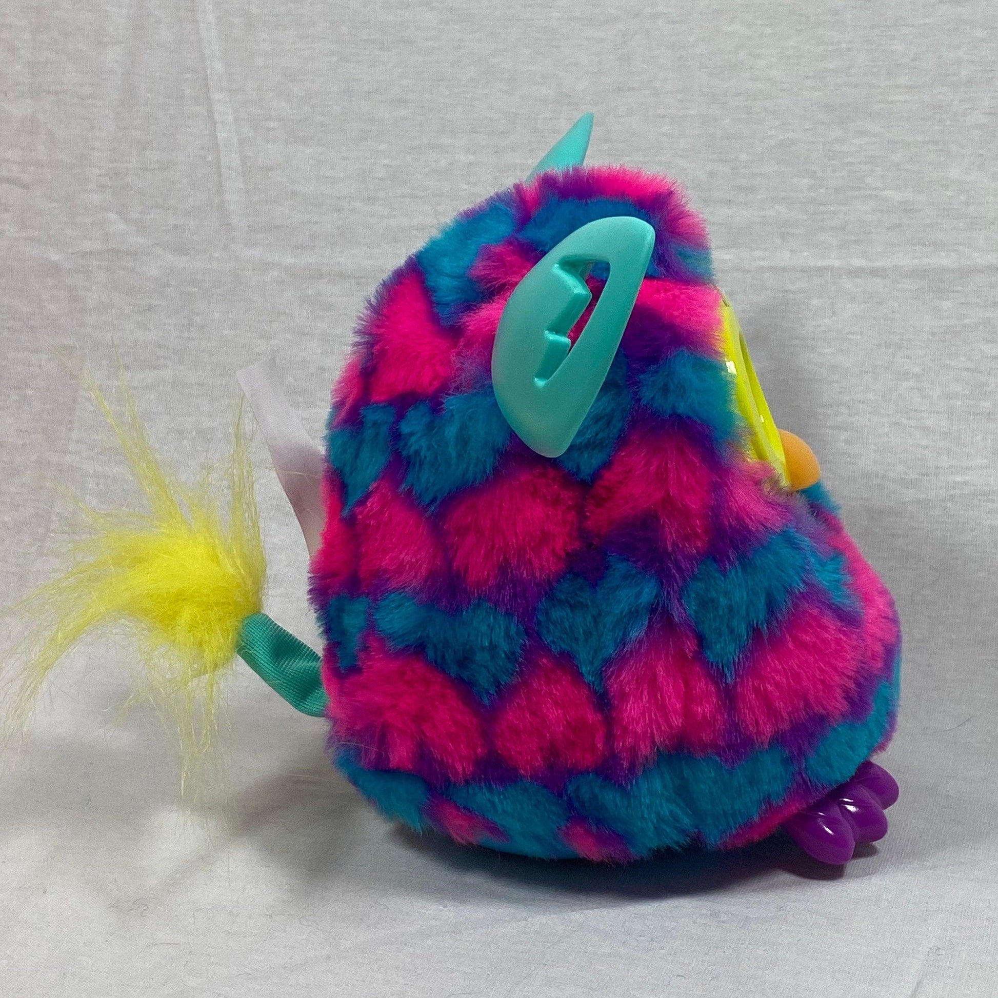 Furby BOOM! Neon Hearts | Pre-Loved Interactive Toy | Hasbro - Show Me What You Bot