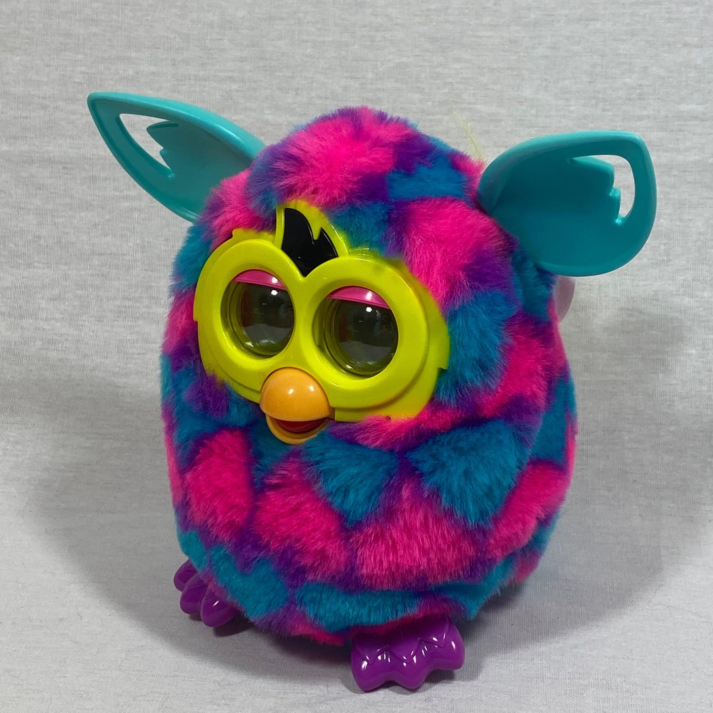Furby BOOM! Neon Hearts | Pre-Loved Interactive Toy | Hasbro - Show Me What You Bot