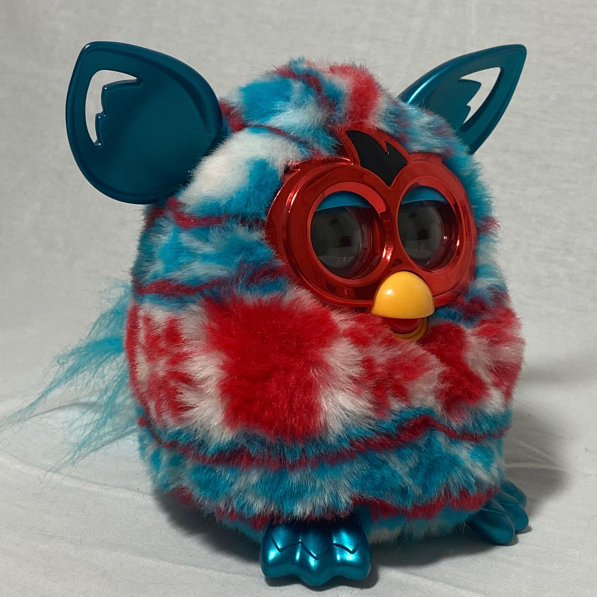 Furby Boom | Ugly Xmas Sweater Special Edition | Pre-Loved | Hasbro - Show Me What You Bot