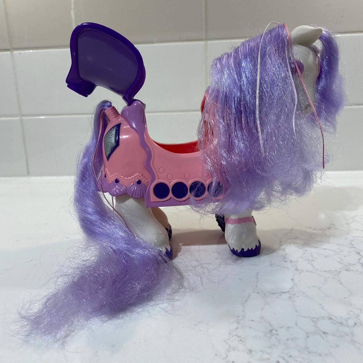 DIAMOND the Pony | Vintage Keyper's Stash Toy - Show Me What You Bot